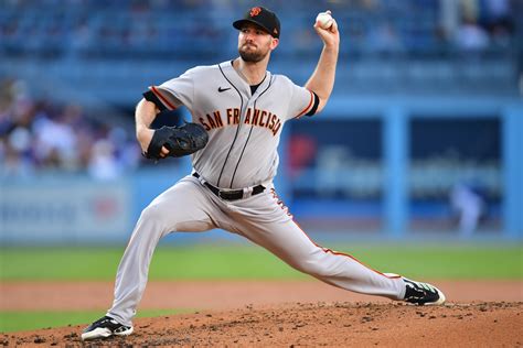 Does it make sense for SF Giants to deal starting pitching? Alex Wood says ‘this is where I want to be’
